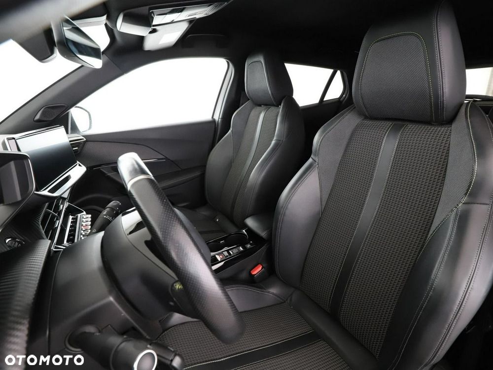 Peugeot 2008 1.2 PureTech GT Line S&S - 14