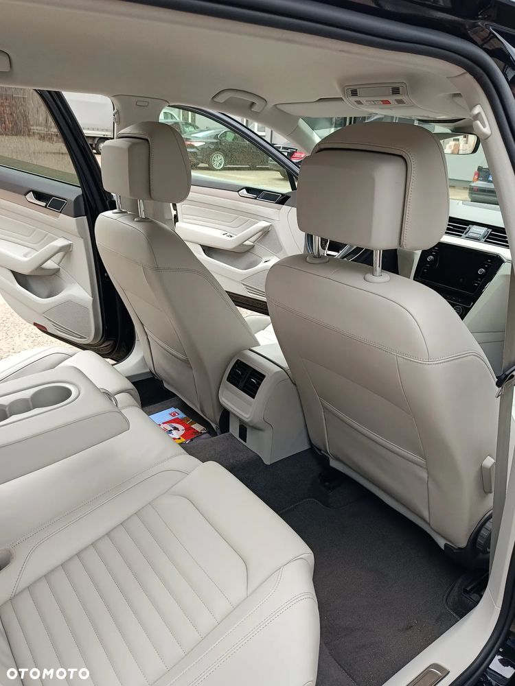 Volkswagen Passat 2.0 TSI 4Mot Elegance DSG - 11