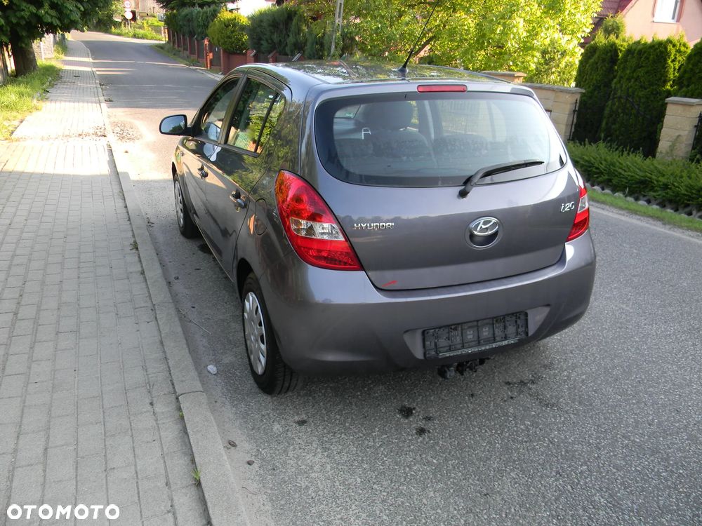 Hyundai i20 1.2 Edition 20 - 8
