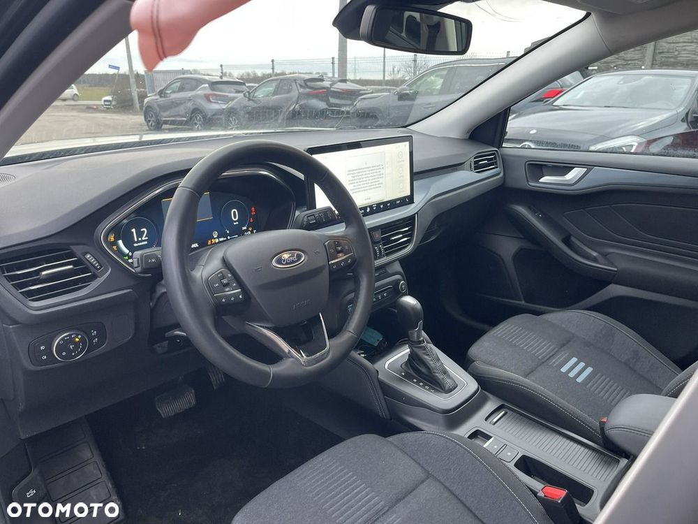 Ford Focus 1.0 EcoBoost Hybrid ST-LINE - 9