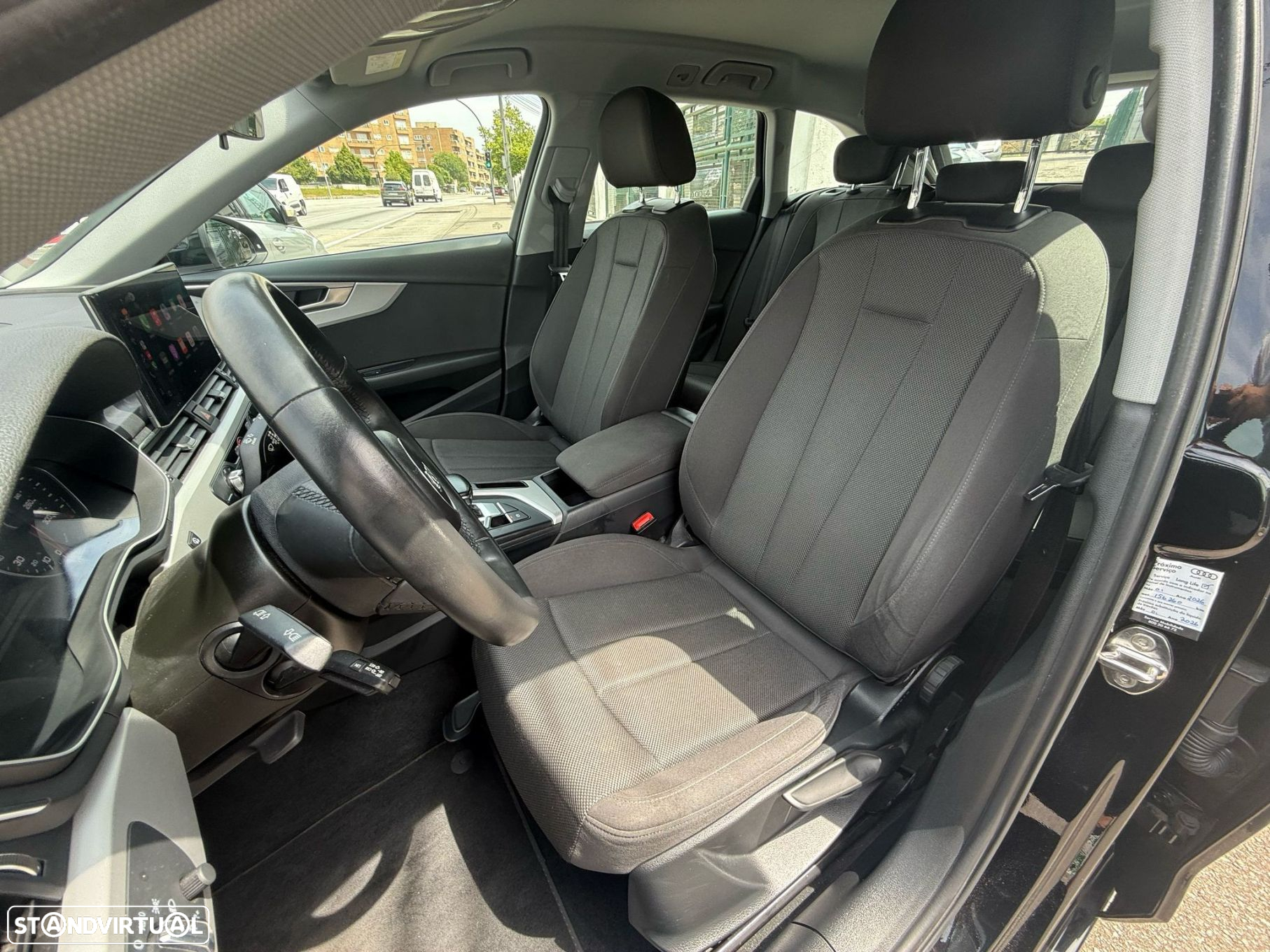 Audi A4 Avant 30 TDI S tronic - 12