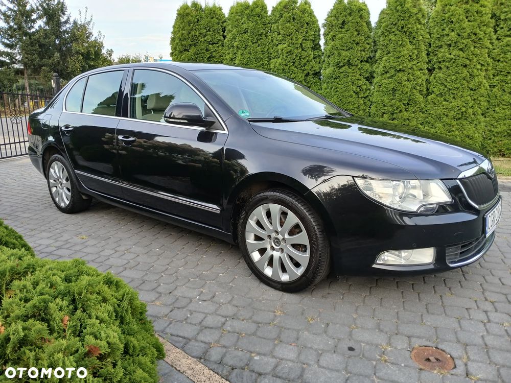 Skoda Superb 2.0 TDI Exclusive - 11
