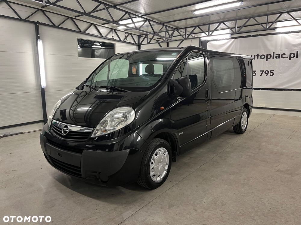 Opel Vivaro - 1