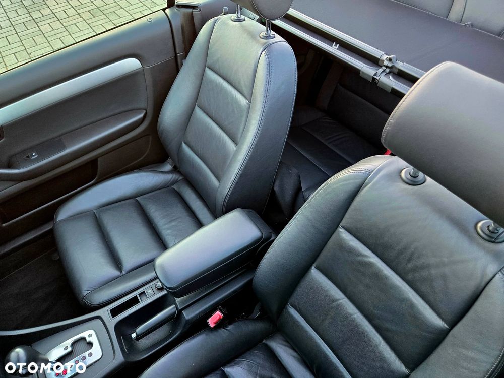 Audi A4 Cabrio 2.0 TFSI multitronic - 17