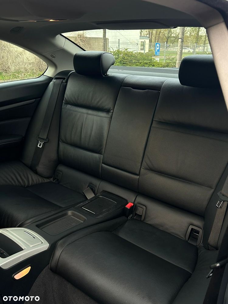 BMW Seria 3 330i xDrive - 13