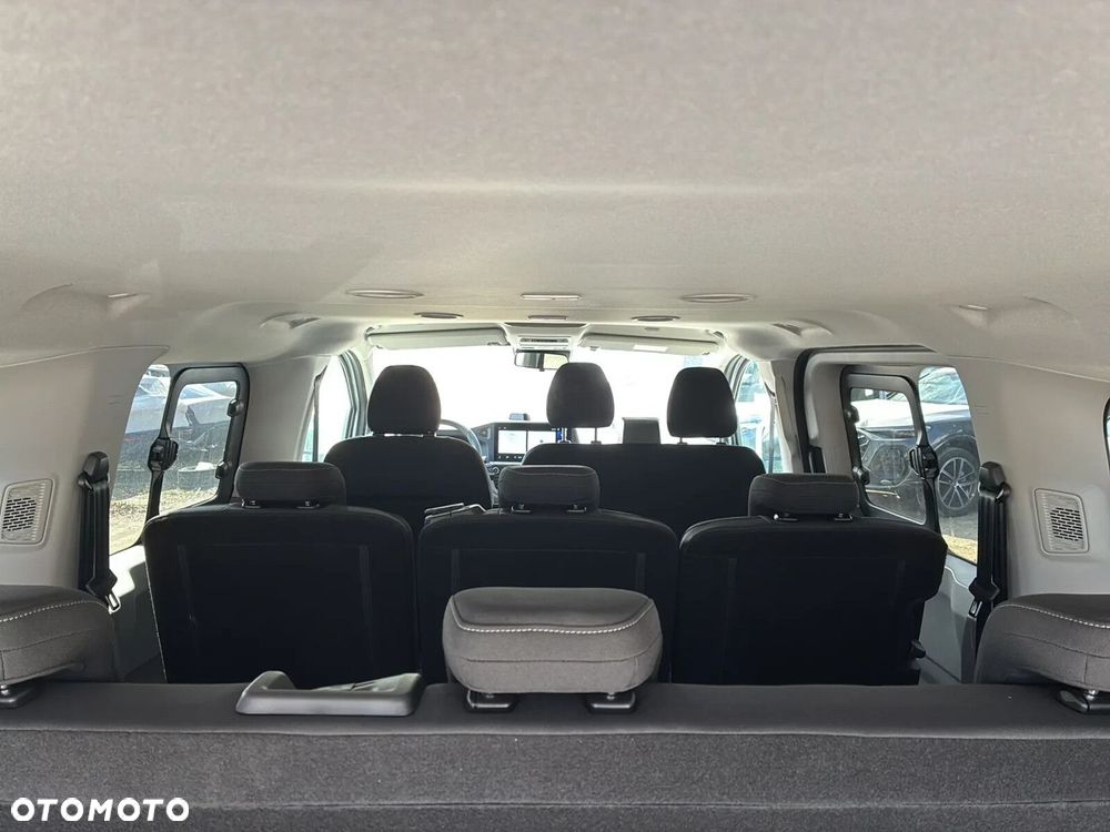 Volkswagen Transporter - 21