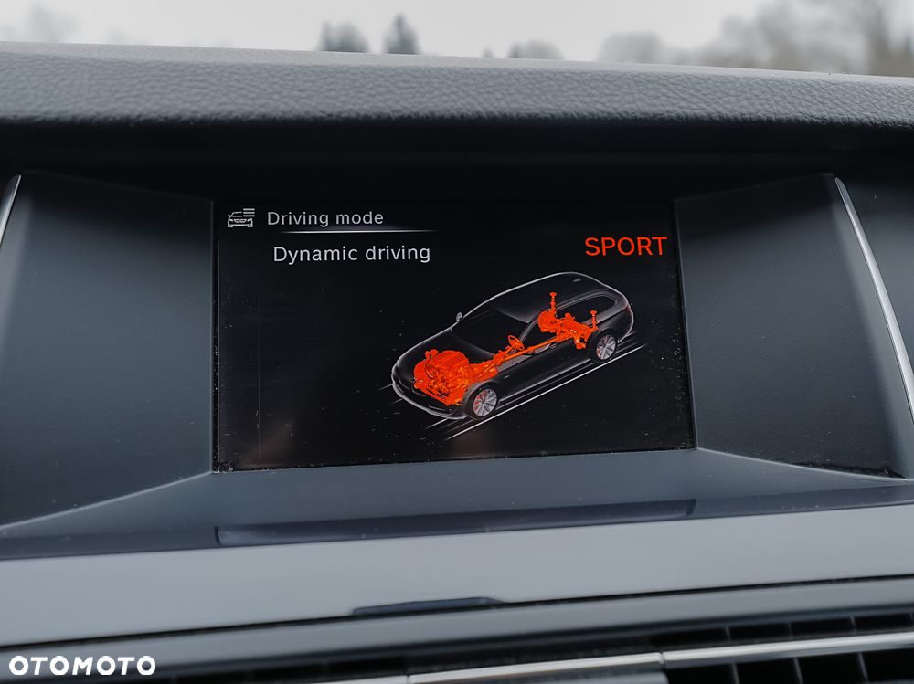 BMW Seria 5 520d xDrive - 19