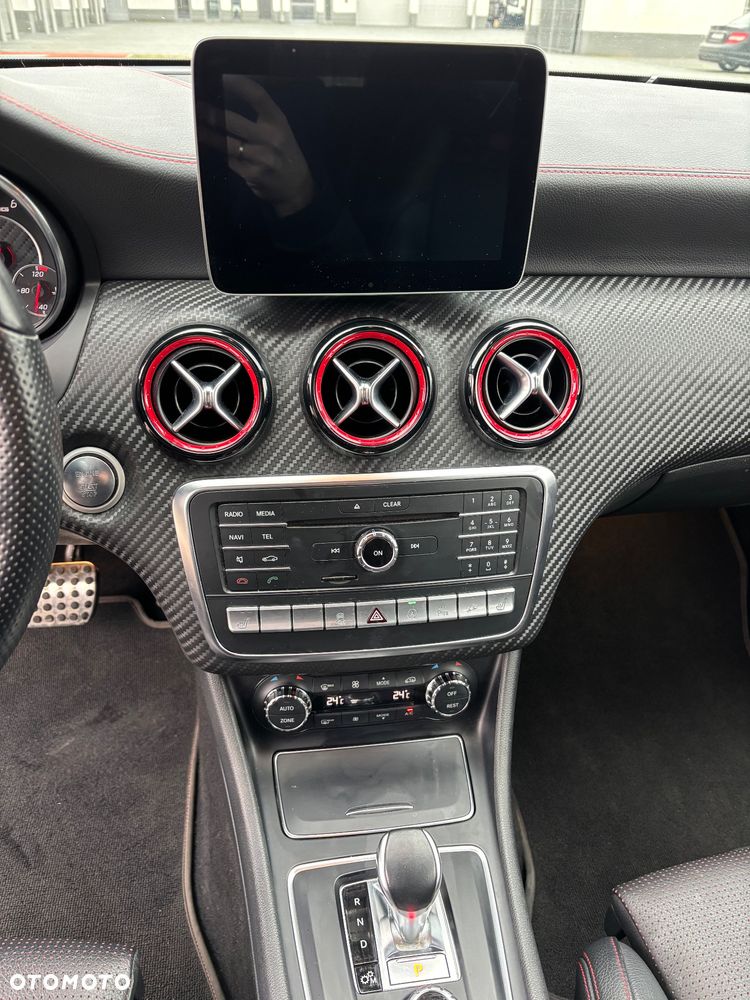 Mercedes-Benz Klasa A AMG 45 4-Matic - 12