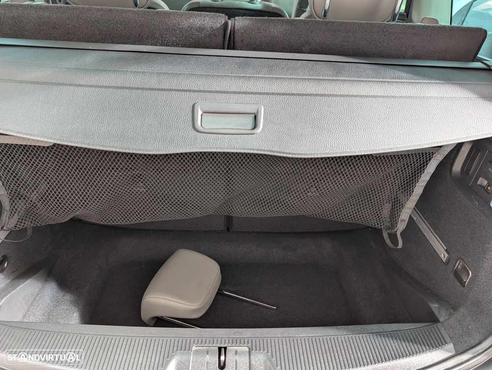 VW Sharan 2.0 TDI Highline DSG - 12