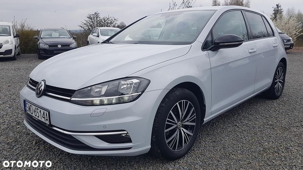 Volkswagen Golf 1.6 TDI BMT Comfortline - 4