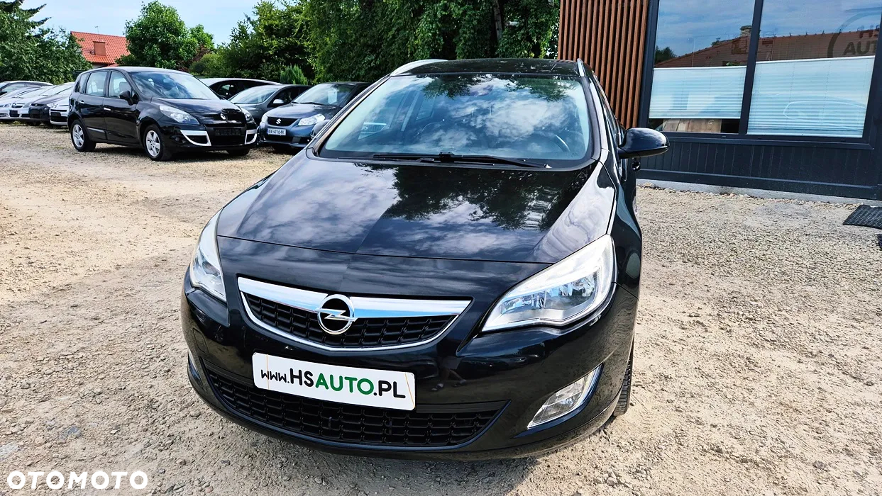 Opel Astra IV 1.4 T Cosmo - 4