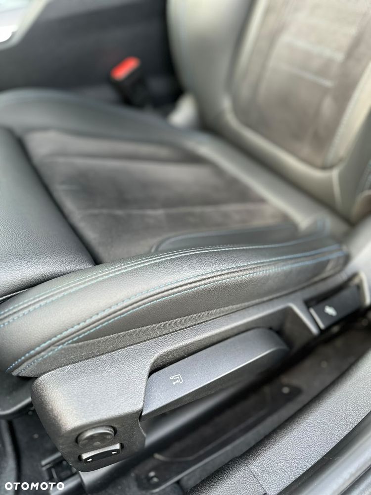BMW Seria 3 320d xDrive mHEV M Sport - 13