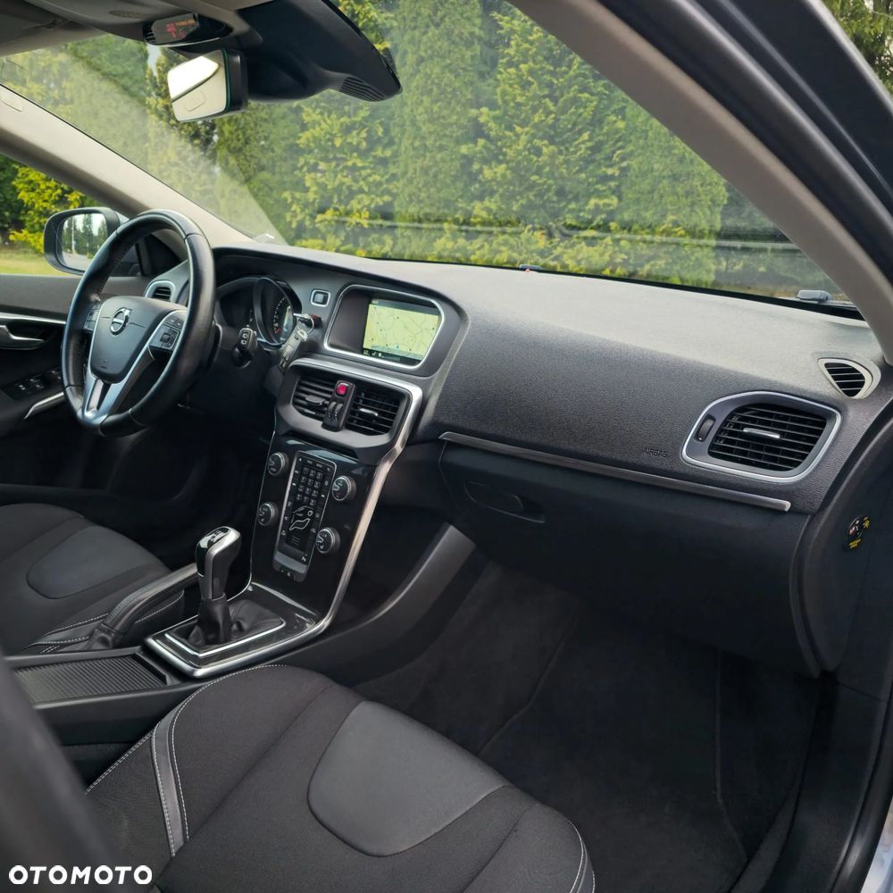 Volvo V40 D2 Drive-E Summum - 25