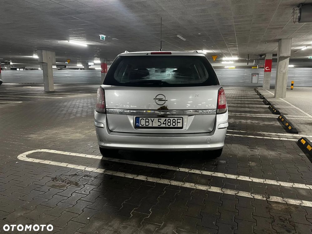 Opel Astra 1.3 CDTI - 4