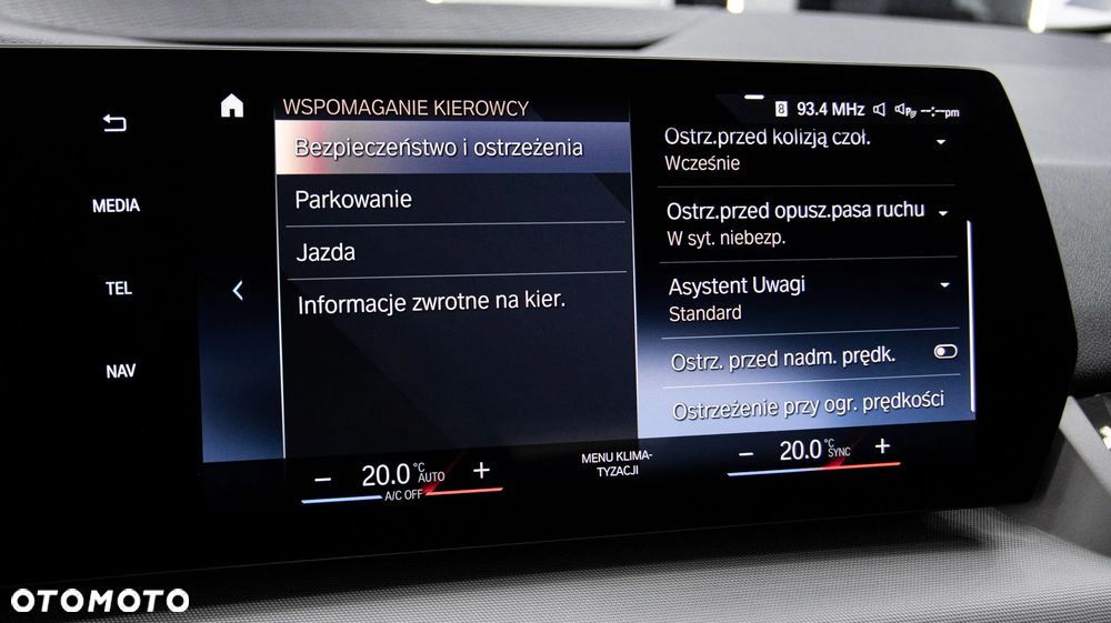 BMW Seria 2 218i - 24