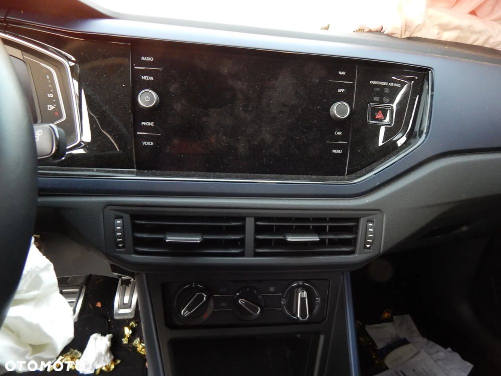 Volkswagen Polo - 15