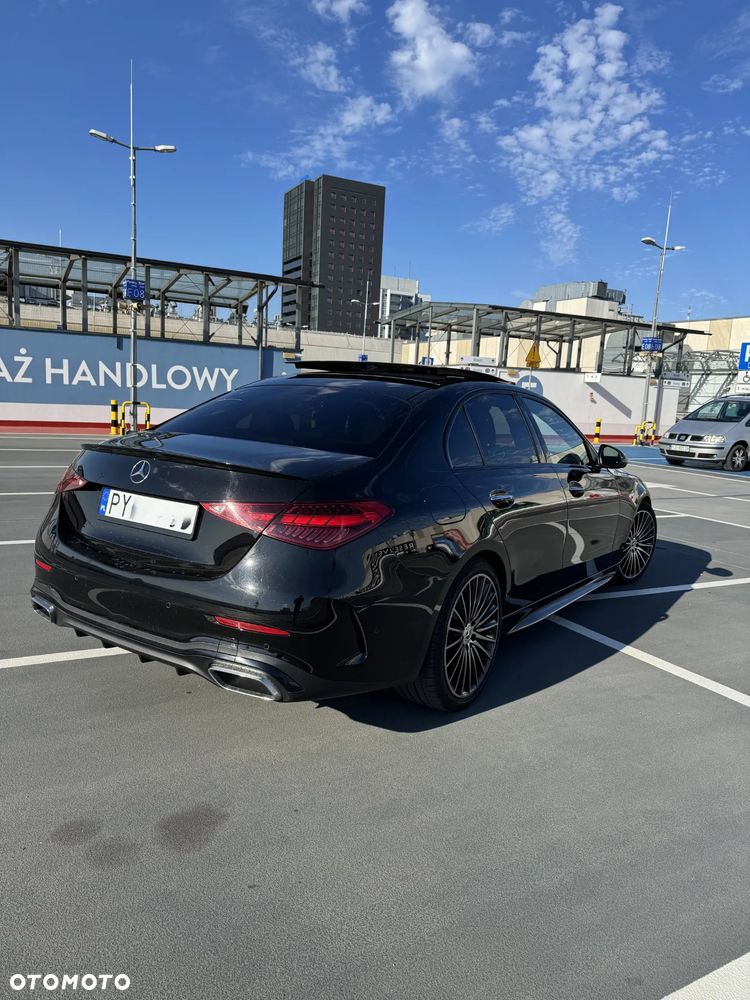 Mercedes-Benz Klasa C 180 9G-TRONIC AMG Line - 13