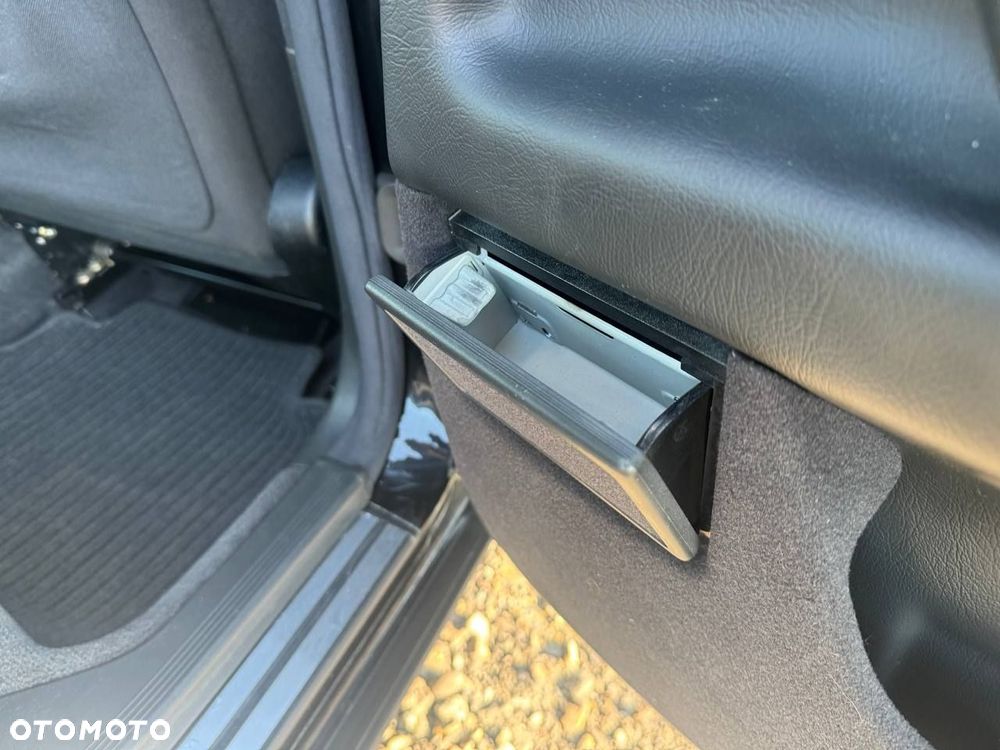 Mercedes-Benz Klasa E - 11