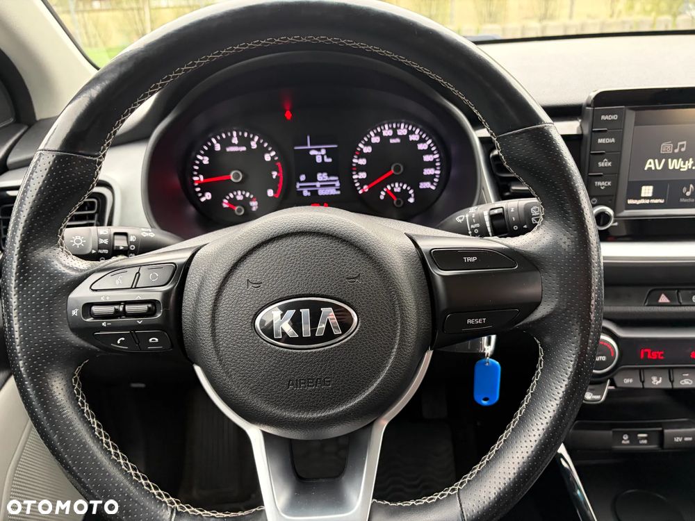 Kia Stonic 1.4 L - 14