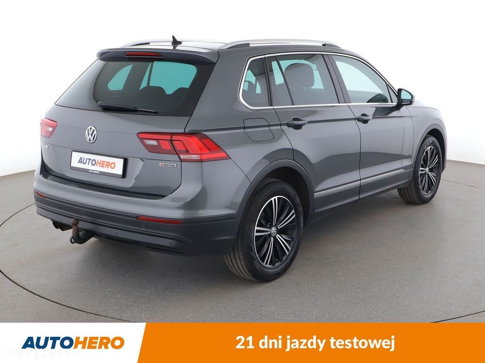 Volkswagen Tiguan 2.0 TSI 4Mot IQ Drive DSG - 6