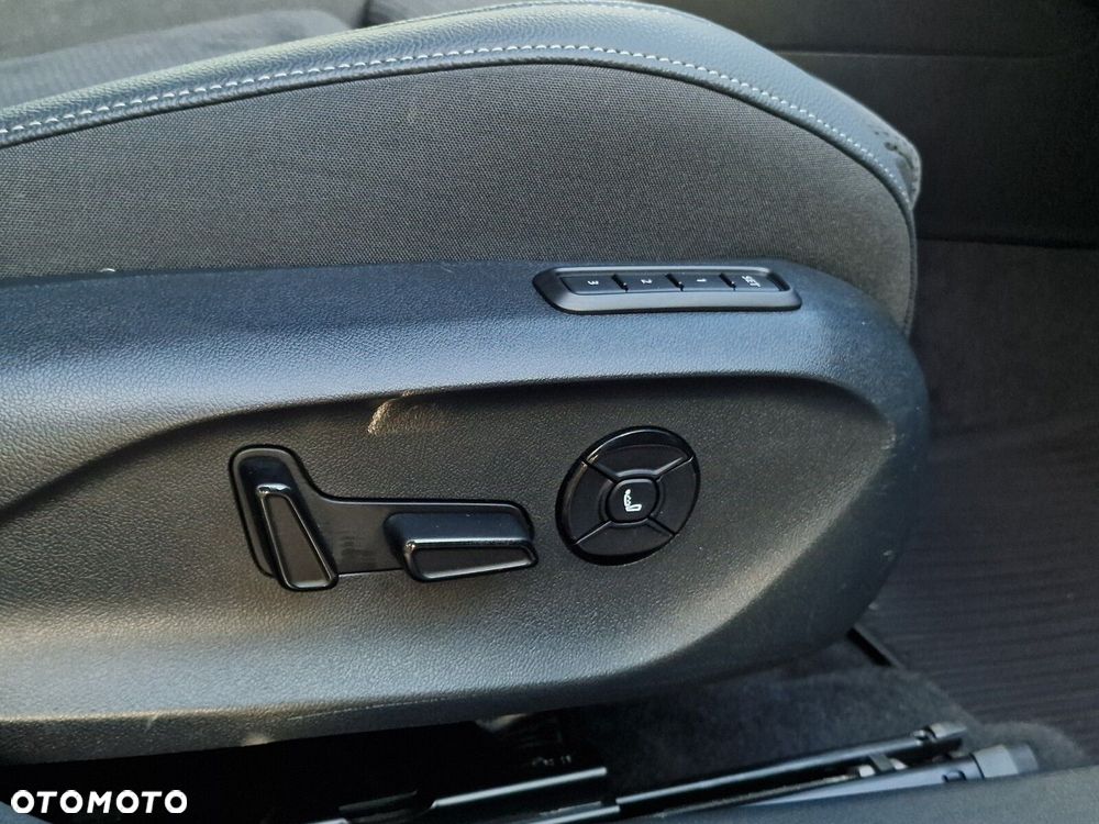 Skoda Superb 2.0 TSI Sportline DSG - 21