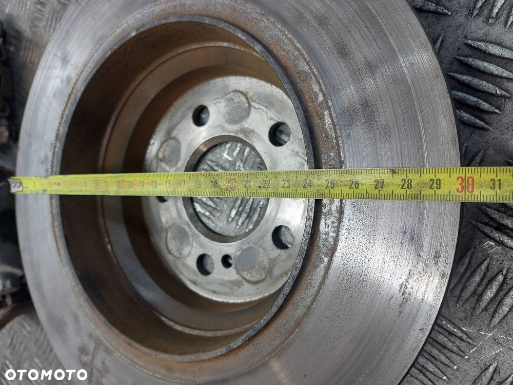 TARCZE HAMULCOWE TYŁ KLOCKI ZACISKI MERCEDES W211 E KLASA 230MM ID: 238086 - 3