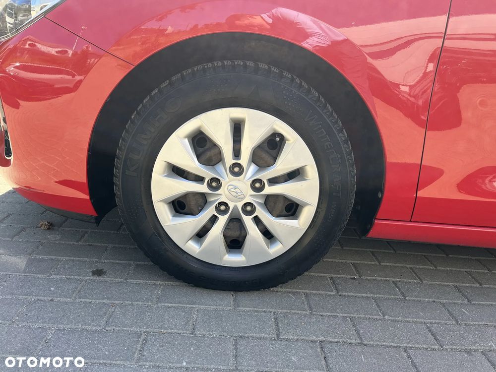 Hyundai i30 1.4 Classic + - 18