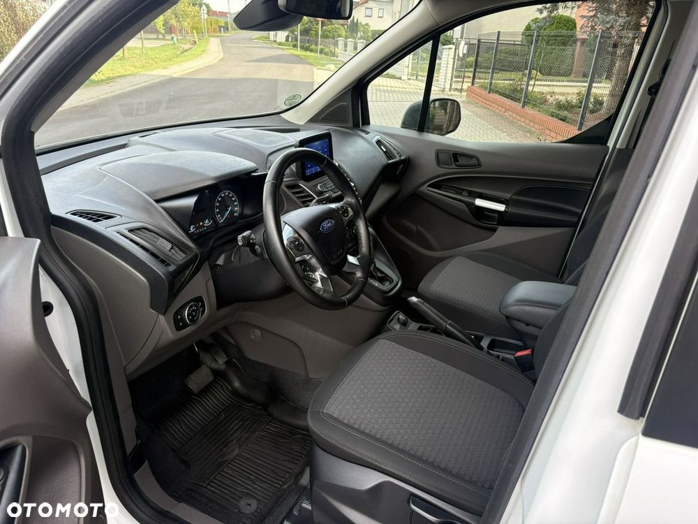Ford Transit Connect - 10