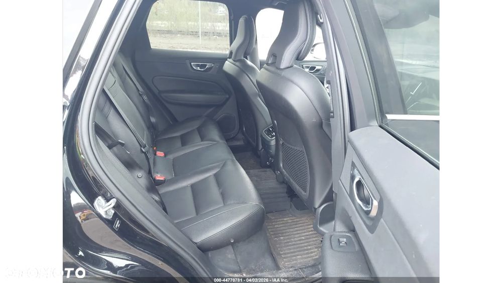 Volvo XC 60 T5 AWD Inscription - 6