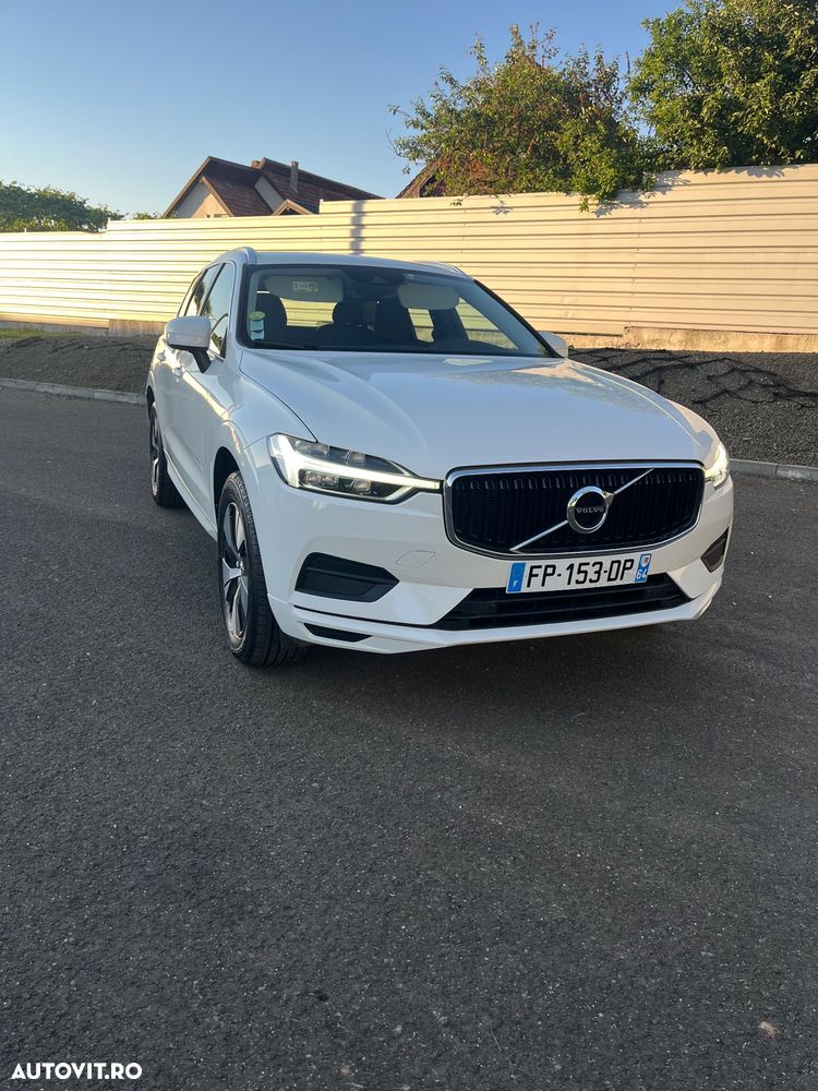 Volvo XC 60 B4 D AWD Geartronic Momentum Pro - 4
