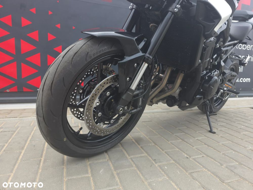 Kawasaki Z 900 - 33