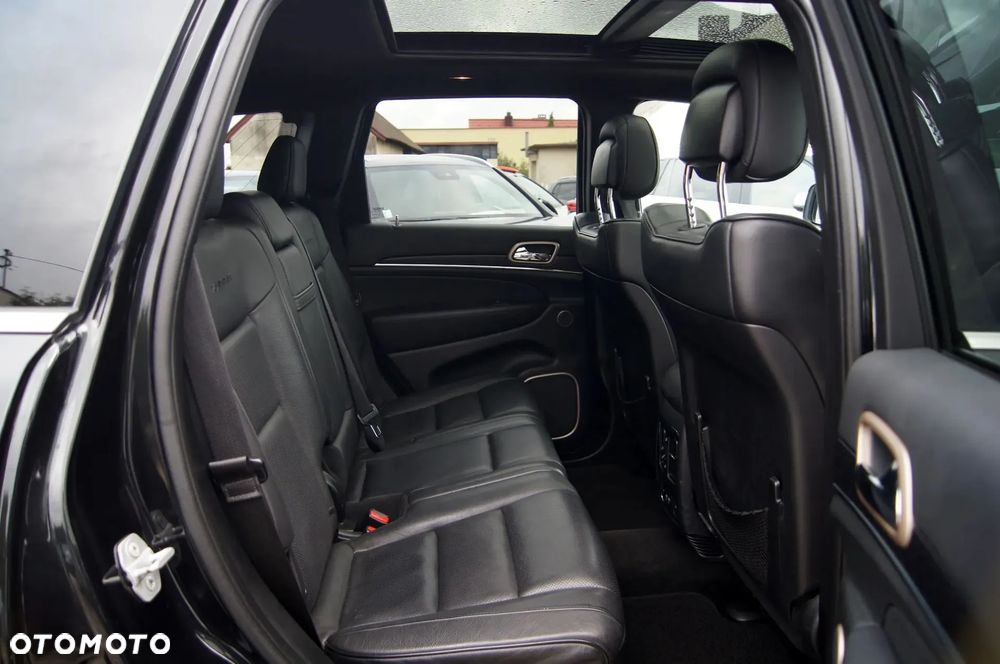 Jeep Grand Cherokee 3.0 CRD Overland Summit - 35