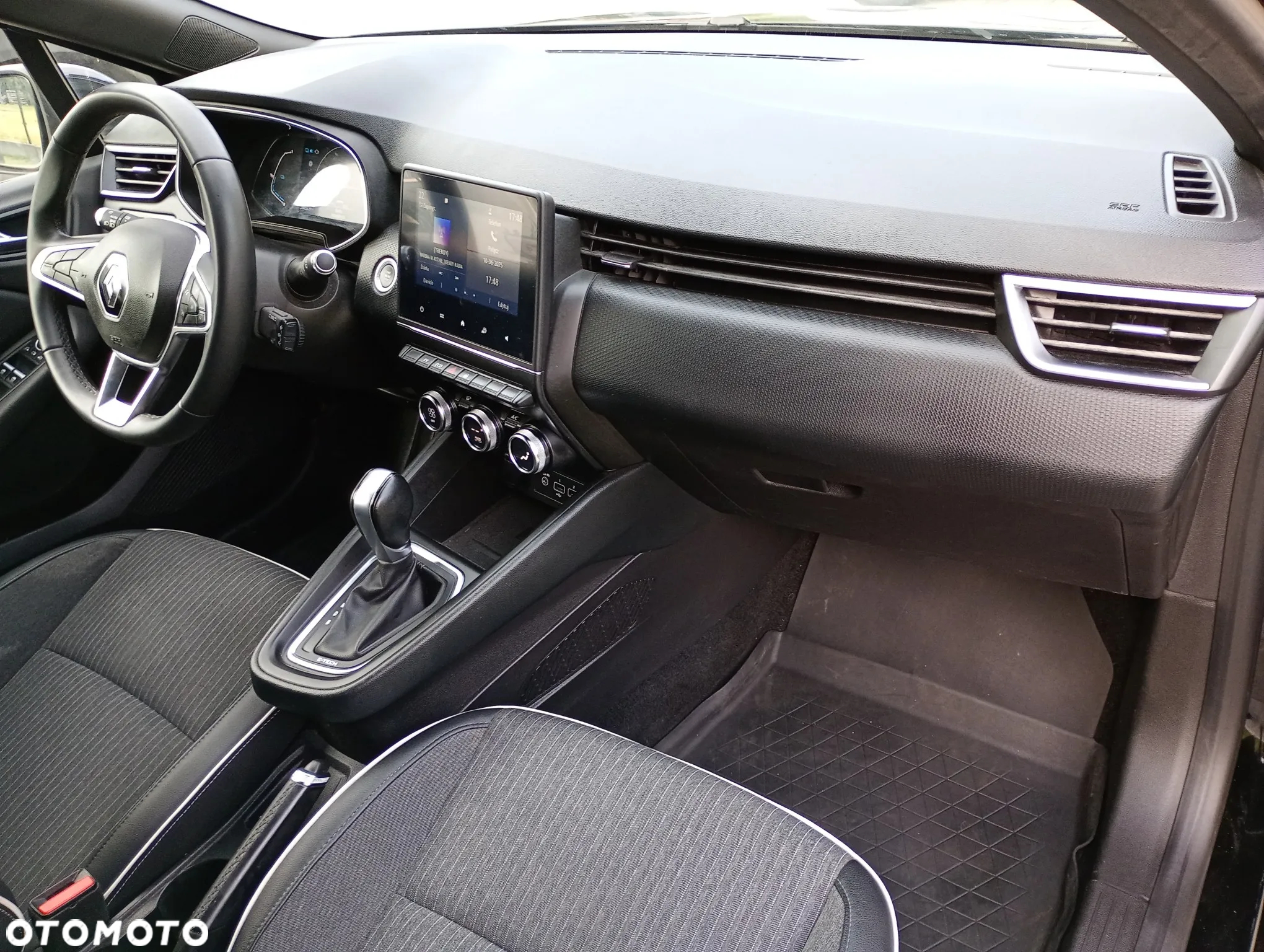 Renault Clio E-TECH Full Hybrid 145 EVOLUTION - 9