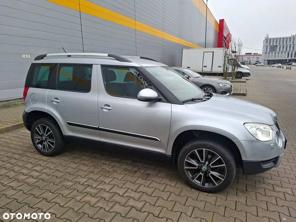 Skoda Yeti 2.0 TDI DPF 4x4 Adventure DSG - 2