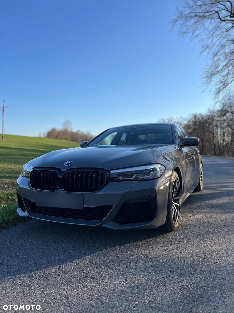 BMW Seria 5 520d xDrive M Sport sport - 11