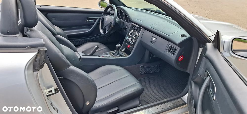 Mercedes-Benz SLK 320 - 17