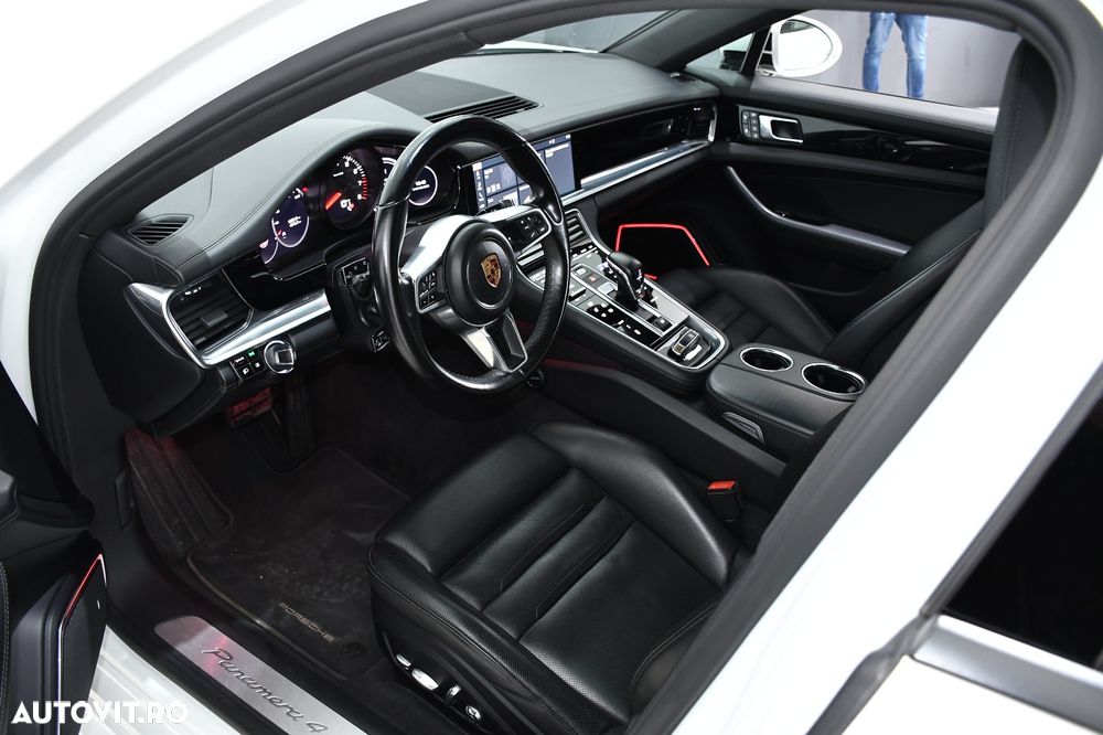 Porsche Panamera 4 Edition 10 Jahre - 10