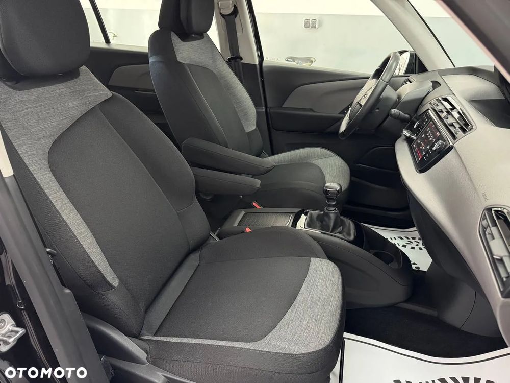 Citroën C4 SpaceTourer Grand 1.5 BlueHDi Feel S&S - 33