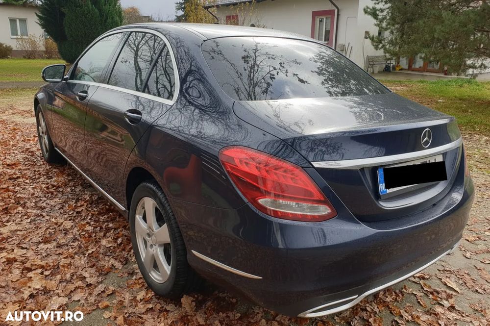 Mercedes-Benz C 250 (BlueTEC) d 4Matic 7G-TRONIC - 4