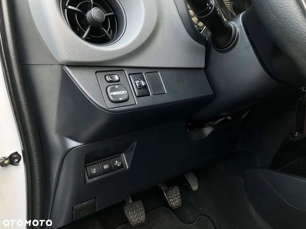 Toyota Yaris 1.5 Active - 22
