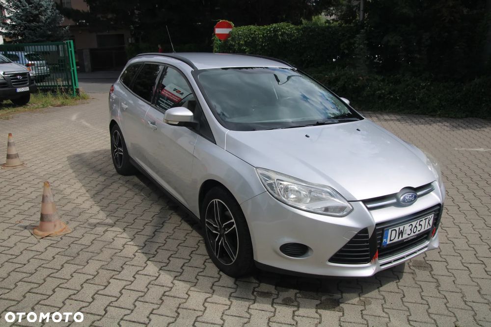 Ford Focus 1.6 Trend - 6