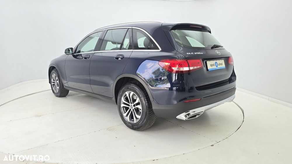 Mercedes-Benz GLC 250 d 4MATIC - 10