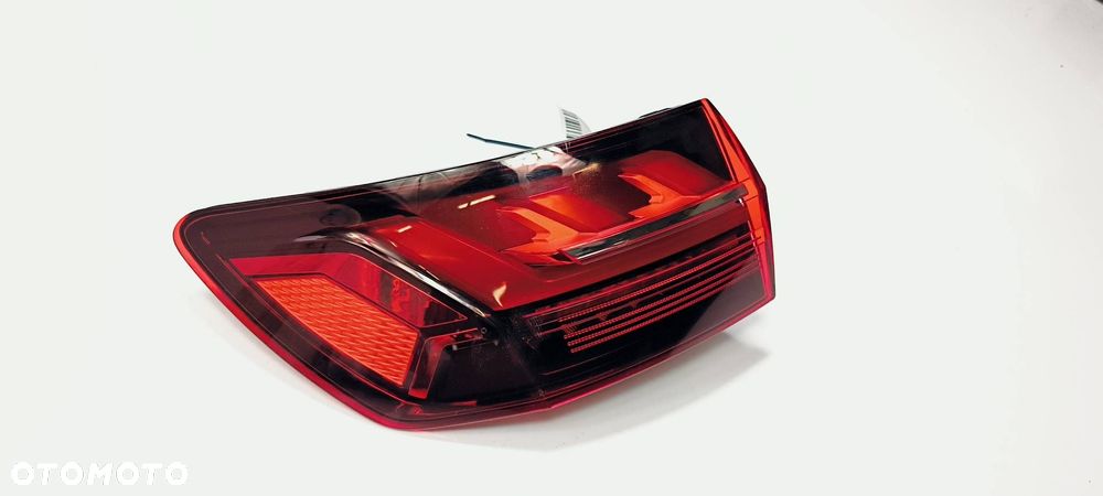 LAMPA LEWA TYŁ AUDI A4 B9 QUATTRO 8W9945091AC - 1