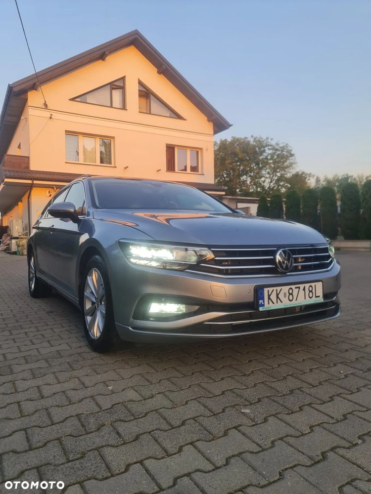 Volkswagen Passat 2.0 TDI SCR DSG Business - 12