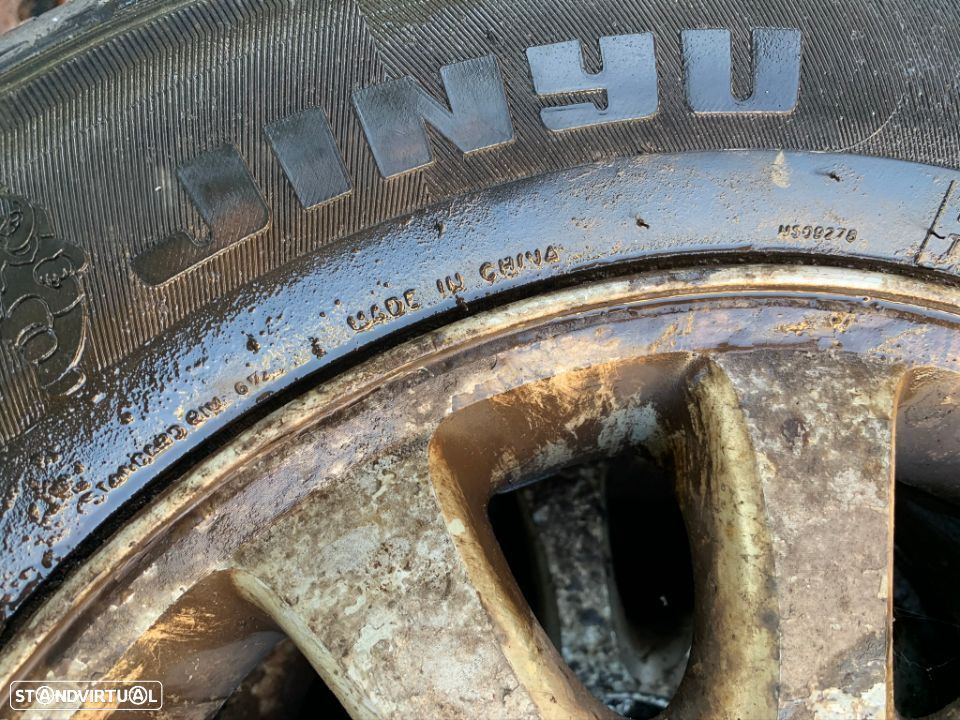 4 Jantes R16 Chrysler 5x114.3 com pneu 215/65R16 - 5