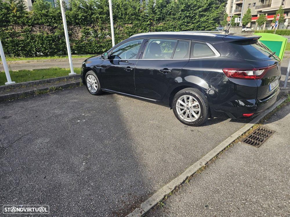 Renault Mégane Sport Tourer 1.5 dCi Comfort SS - 13