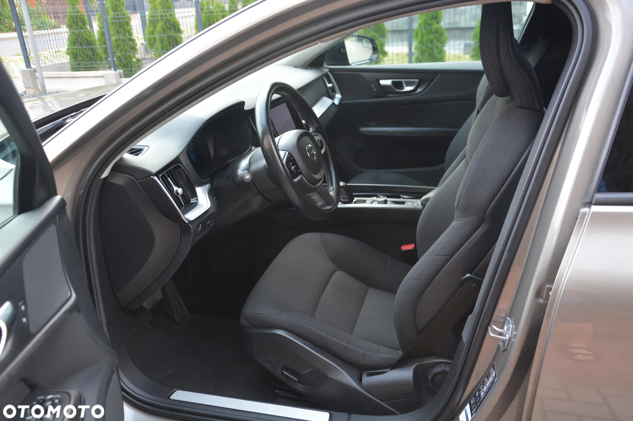 Volvo V60 B3 B Geartronic Momentum Pro - 18