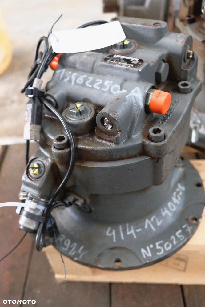 Silnik Hydrauliczny obrotu Liebherr  LH36F do R922 R924 LH 36 - 4
