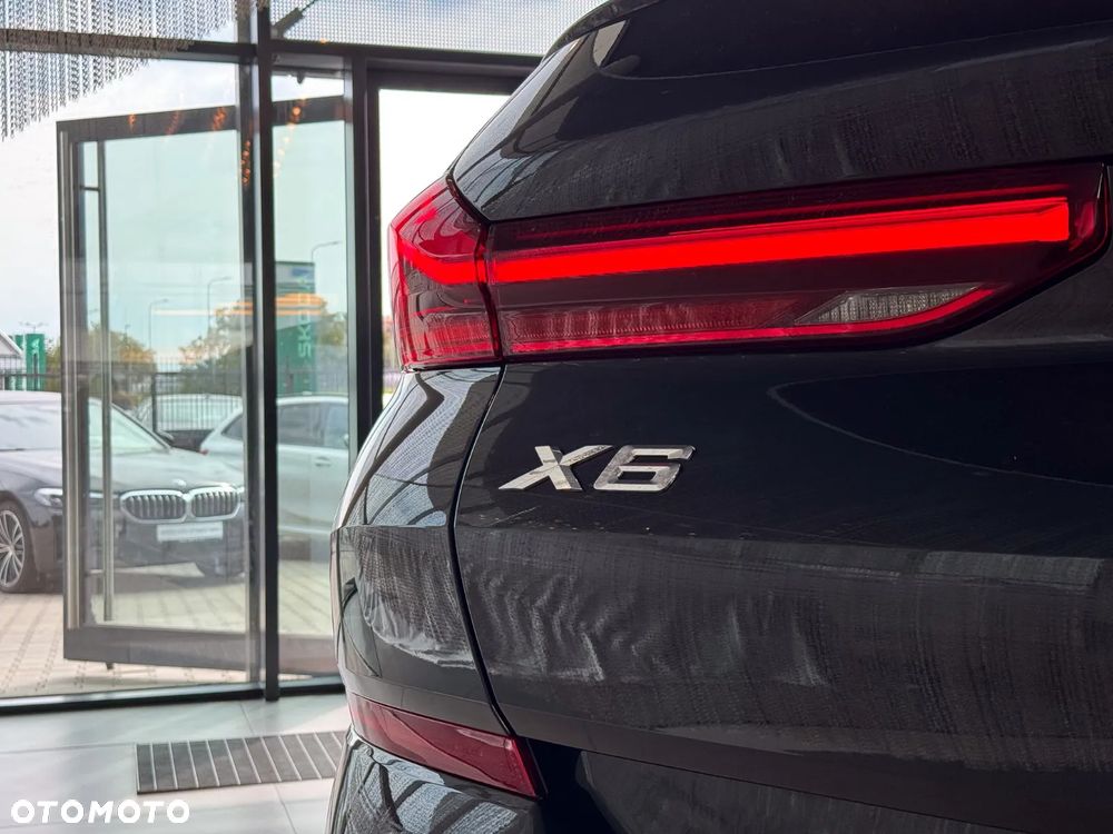 BMW X6 - 13