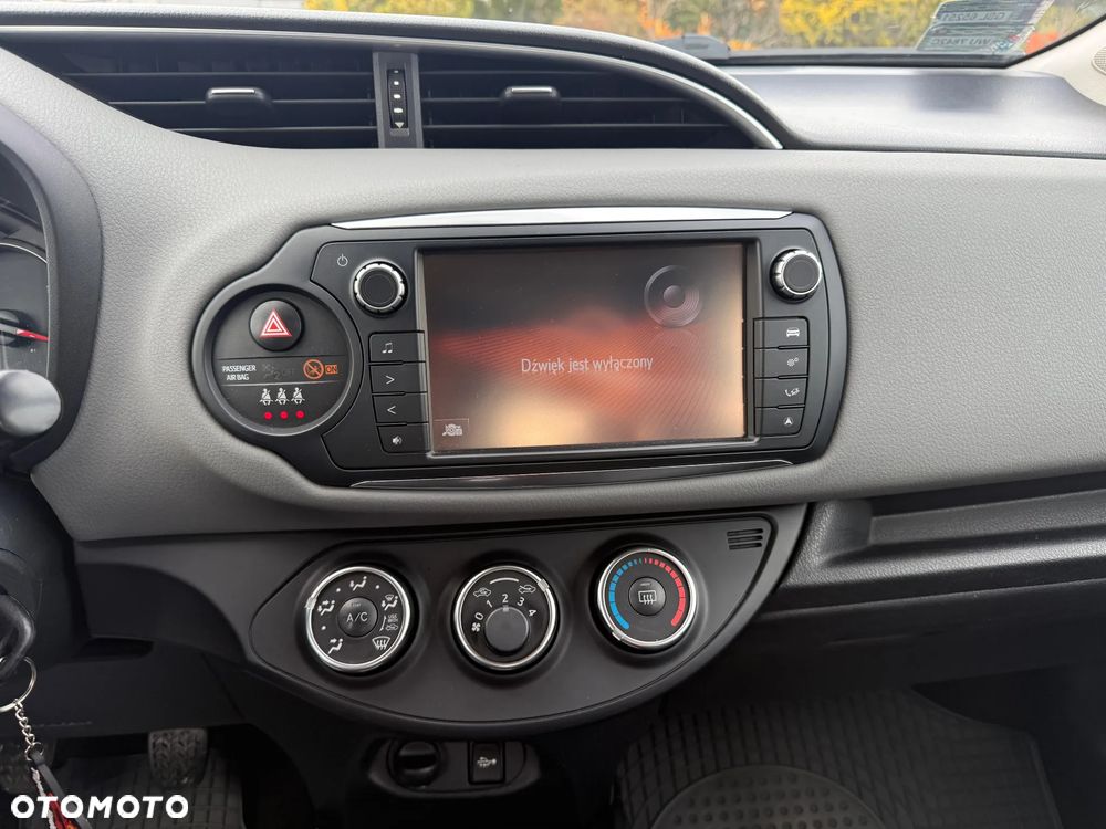 Toyota Yaris 1.0 Premium - 15